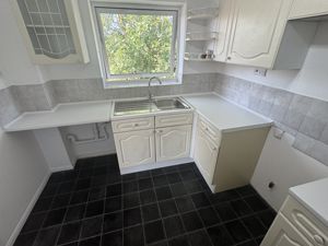 Photo 8- click for photo gallery